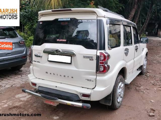 https://images10.gaadi.com/usedcar_image/3587553/original/processed_usedcar_whatsappimage2023_09_23at173403_1__66491695475932_1695475961.jpg?imwidth=6402
