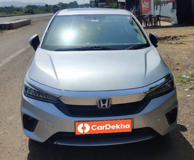 https://images10.gaadi.com/usedcar_image/3587660/original/processed_a6fb49b7-bcf6-495c-a822-06716c497ac3.jpeg?imwidth=6400