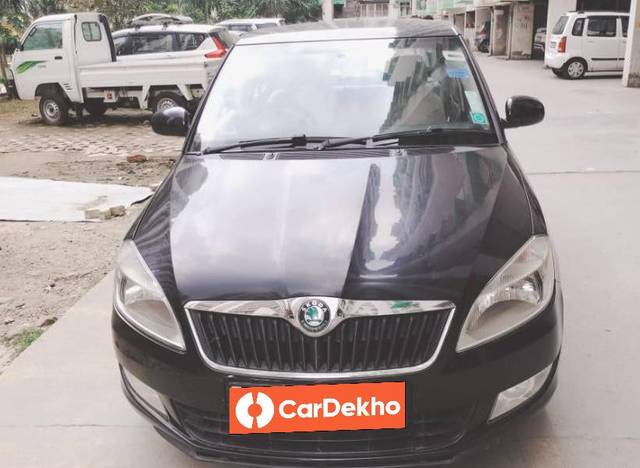 https://images10.gaadi.com/usedcar_image/3587817/original/processed_743147a6-757f-46a7-ad76-cc3bc2b64047.jpg?imwidth=6400