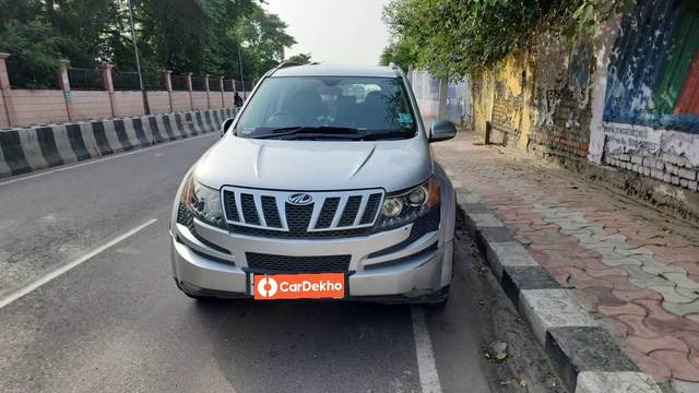 https://images10.gaadi.com/usedcar_image/3587935/original/processed_7c5b1a62-9bf0-43a8-b581-6a6ad1f32ab2.jpg?imwidth=6400