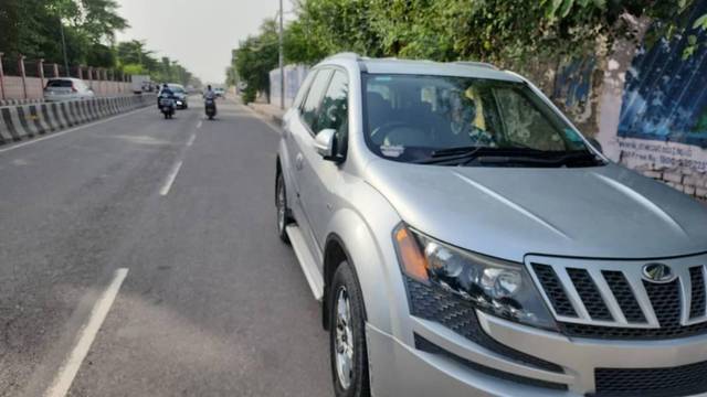 https://images10.gaadi.com/usedcar_image/3587935/original/processed_9c240d54-5b1e-4b72-9e1b-95631eaa731f.jpg?imwidth=6402