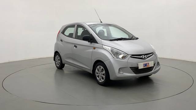 https://images10.gaadi.com/usedcar_image/3588151/original/e72f7dfe-17a7-4c00-96d1-595a51cdbdbb__44.jpg?imwidth=6400