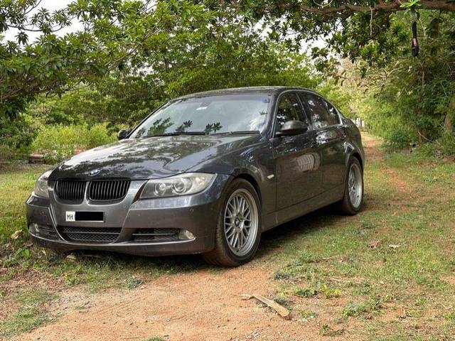 https://images10.gaadi.com/usedcar_image/3588213/original/processed_06e6f199-6c8c-4b05-a16f-8ec307d553df.jpeg?imwidth=6400