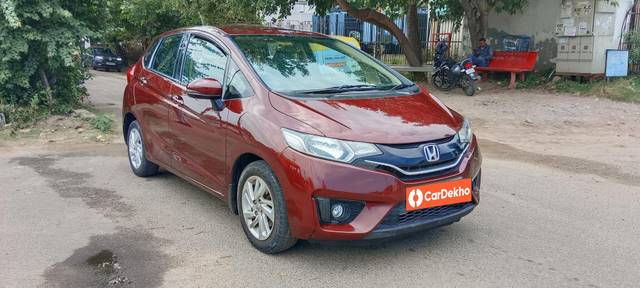 https://images10.gaadi.com/usedcar_image/3588250/original/processed_img2876412__used_car_2876412_1695535820.jpg?imwidth=6400