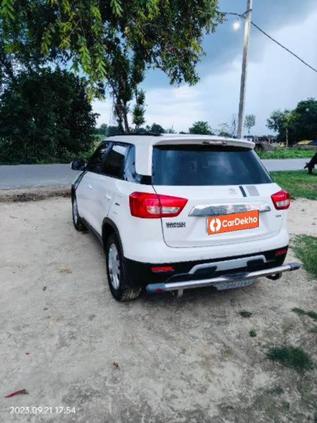 https://images10.gaadi.com/usedcar_image/3588273/original/processed_e6808763-06ef-40db-a74c-a8659d0b6afd.jpg?imwidth=6402
