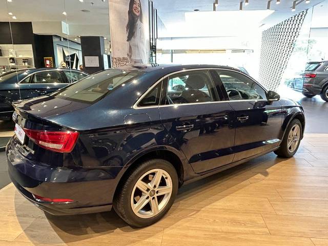https://images10.gaadi.com/usedcar_image/3588370/original/processed_usedcar_whatsappimage2023_09_24at112638_1__140381695539123_1695539148.jpeg?imwidth=6401