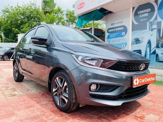 https://images10.gaadi.com/usedcar_image/3588382/original/processed_img2876469__used_car_2876469_1695539965.jpg?imwidth=6400