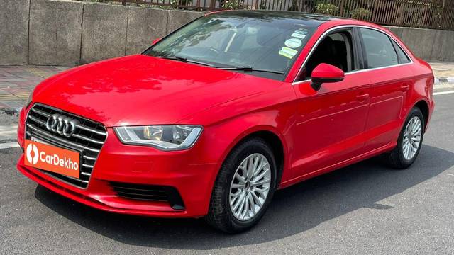 https://images10.gaadi.com/usedcar_image/3588394/original/processed_usedcar_16_8101695540151_1695540191.jpg?imwidth=6400