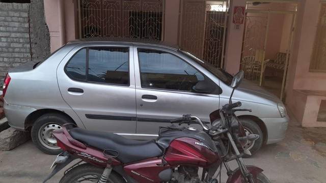 https://images10.gaadi.com/usedcar_image/3588464/original/processed_b5be4639-f60a-4678-9d0e-703a6391dec5.jpeg?imwidth=6401