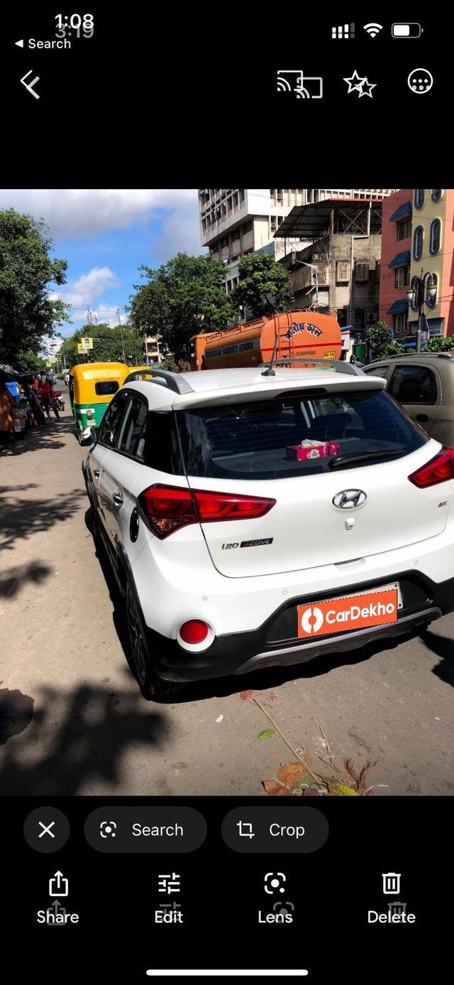 https://images10.gaadi.com/usedcar_image/3588556/original/processed_a3d21272-e86d-47ec-9f1c-2fb25a3aa618.jpeg?imwidth=6401