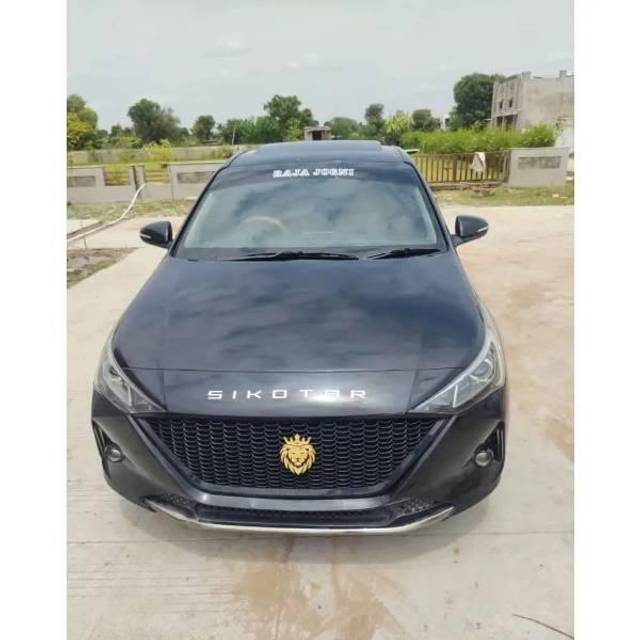 https://images10.gaadi.com/usedcar_image/3588580/original/processed_231e7241-981d-43b2-aa24-d88a66587cb5.jpg?imwidth=6400