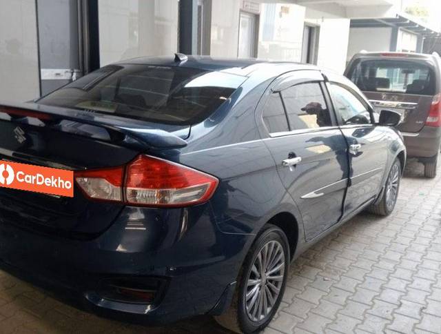 https://images10.gaadi.com/usedcar_image/3588636/original/processed_3e015386-a822-4677-9e15-a385095c759b.jpeg?imwidth=6400