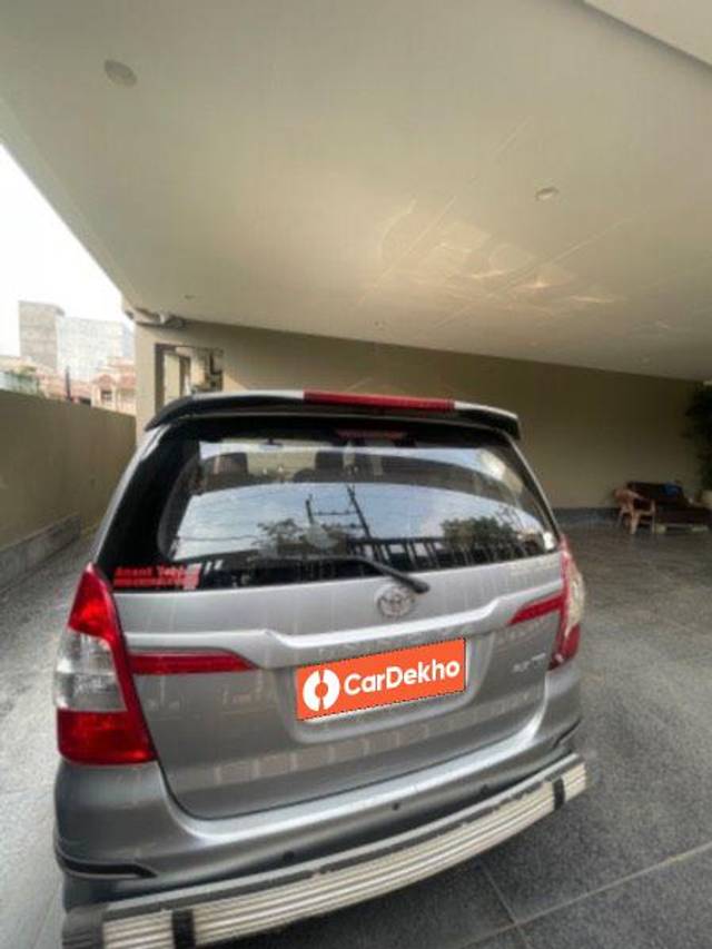 https://images10.gaadi.com/usedcar_image/3588695/original/processed_c8c3e647-09eb-4246-ad41-f8d137e59535.jpeg?imwidth=6402
