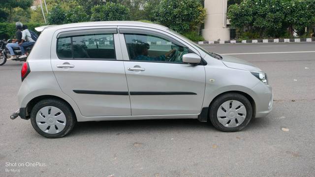 https://images10.gaadi.com/usedcar_image/3588821/original/processed_img2876665__used_car_2876665_1695556236.jpg?imwidth=6401