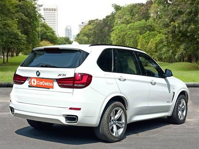 https://images10.gaadi.com/usedcar_image/3588837/original/processed_img2876669__used_car_2876669_1695556953.jpg?imwidth=6402