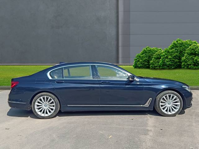 https://images10.gaadi.com/usedcar_image/3588867/original/img2876684__used_car_2876684_1695558262.jpg?imwidth=6401