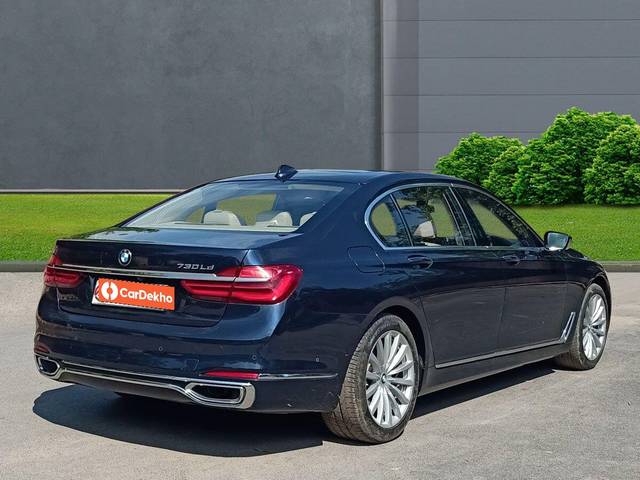 https://images10.gaadi.com/usedcar_image/3588867/original/processed_img2876684__used_car_2876684_1695558264.jpg?imwidth=6402