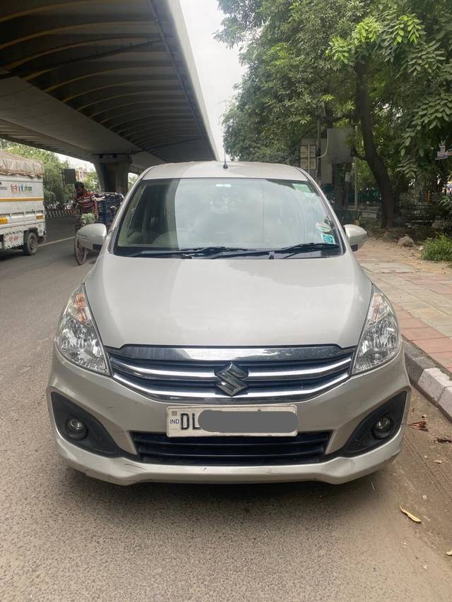 https://images10.gaadi.com/usedcar_image/3588869/original/processed_usedcar_a880832a_329b_4ec5_9991_bfefc2d99aca_28471695557972_1695558002.jpeg?imwidth=6400