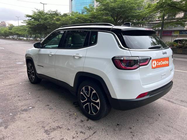 https://images10.gaadi.com/usedcar_image/3588900/original/processed_img2876709__used_car_2876709_1695559401.jpg?imwidth=6402