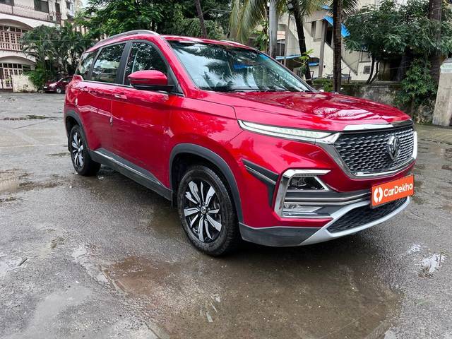 https://images10.gaadi.com/usedcar_image/3588913/original/processed_img2876715__used_car_2876715_1695560569.jpg?imwidth=6400