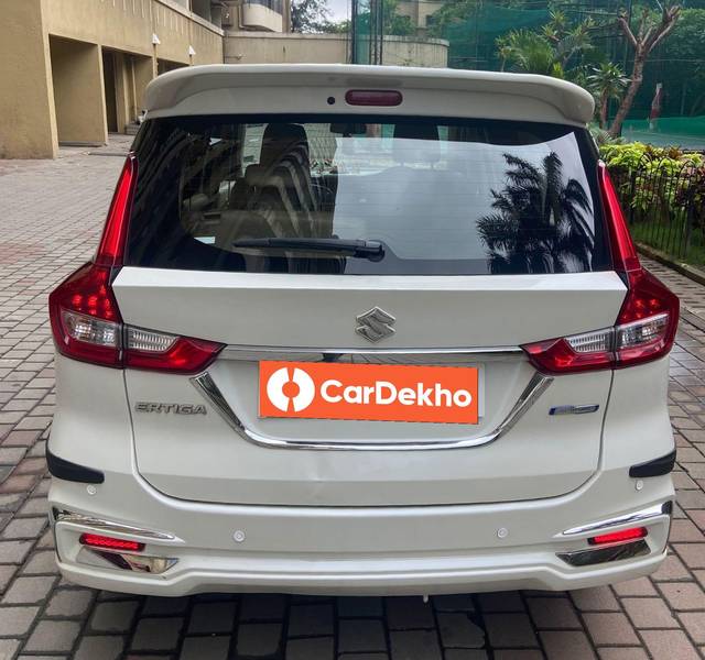 https://images10.gaadi.com/usedcar_image/3588924/original/processed_usedcar_060f2627_b723_446f_9081_b784c307d5b1_5731695560829_1695560840.jpg?imwidth=6401
