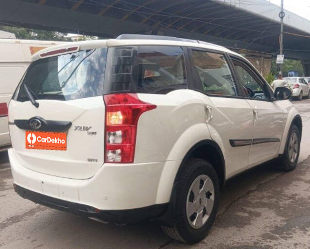 https://images10.gaadi.com/usedcar_image/3588929/original/processed_img2876721__used_car_2876721_1695561330.png?imwidth=6401