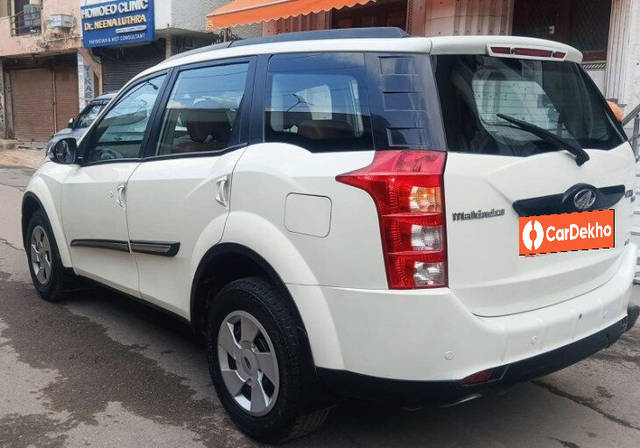 https://images10.gaadi.com/usedcar_image/3588929/original/processed_img2876721__used_car_2876721_1695561331.png?imwidth=6402