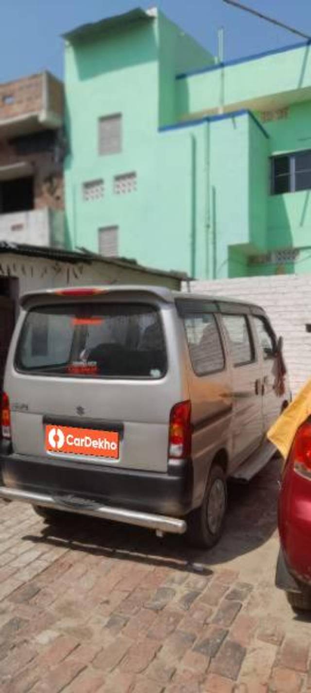 https://images10.gaadi.com/usedcar_image/3588930/original/processed_14022021-a1cd-4852-9ace-230a740090a6.jpg?imwidth=6401