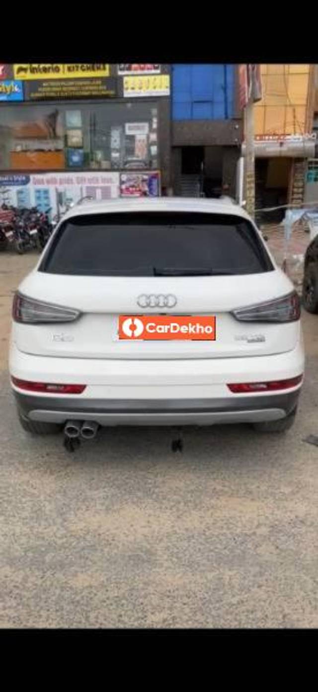 https://images10.gaadi.com/usedcar_image/3589108/original/processed_5768ef86-27ef-4769-9cee-aa732a3b6f3b.jpg?imwidth=6401