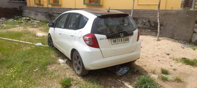https://images10.gaadi.com/usedcar_image/3589170/original/processed_48bb803d-3b5f-45e8-b24f-7efb8453805f.jpg?imwidth=6401