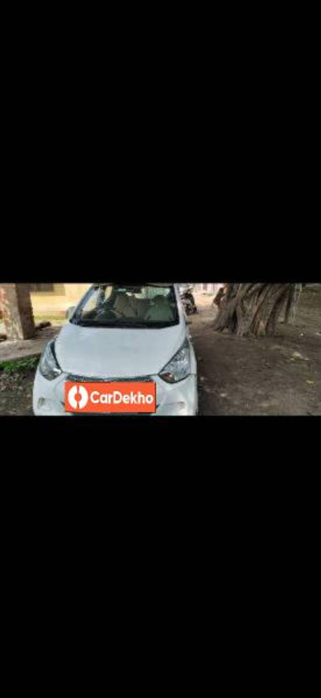 https://images10.gaadi.com/usedcar_image/3589254/original/processed_d2fbc886-2500-43bb-9bc8-092fd0135784.jpg?imwidth=6400