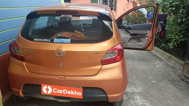 https://images10.gaadi.com/usedcar_image/3589378/original/processed_34765b13-900e-4aff-968e-309d66508e17.jpeg?imwidth=6401