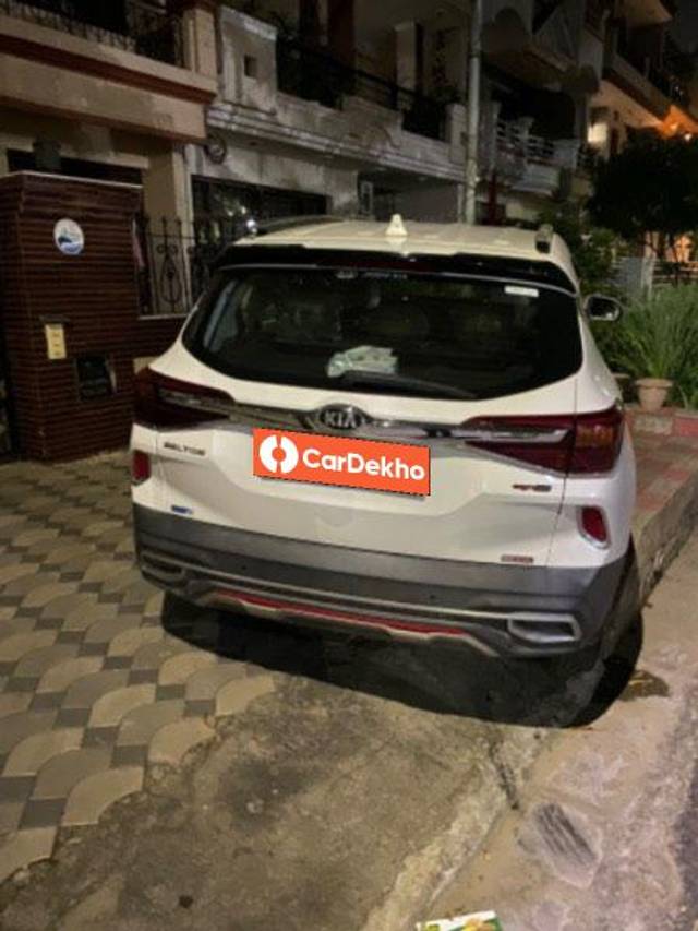 https://images10.gaadi.com/usedcar_image/3589390/original/processed_367dafa9-823d-40c2-8f8c-c7bb4594154c.jpeg?imwidth=6401