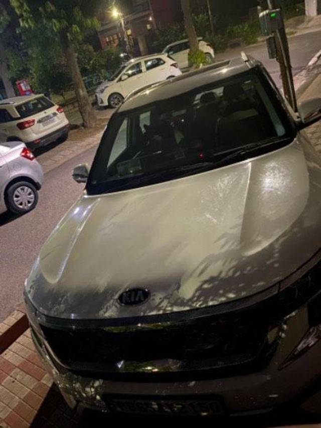 https://images10.gaadi.com/usedcar_image/3589390/original/processed_e30a599a-0220-4828-8f83-b3d0daf298e0.jpeg?imwidth=6400