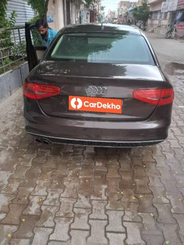 https://images10.gaadi.com/usedcar_image/3589520/original/processed_fb1998bb-8fd0-4e4c-a867-55b24b423e19.jpg?imwidth=6401