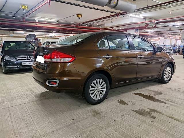 https://images10.gaadi.com/usedcar_image/3589537/original/processed_usedcar_img_20230720_wa0123_1301695622703_1695622732.jpg?imwidth=6401