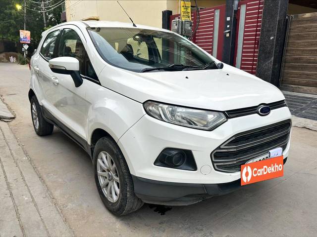 https://images10.gaadi.com/usedcar_image/3589761/original/processed_img2876947__used_car_2876947_1695628844.jpg?imwidth=6400