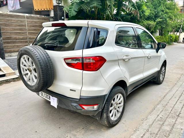https://images10.gaadi.com/usedcar_image/3589761/original/processed_img2876947__used_car_2876947_1695628853.jpg?imwidth=6402