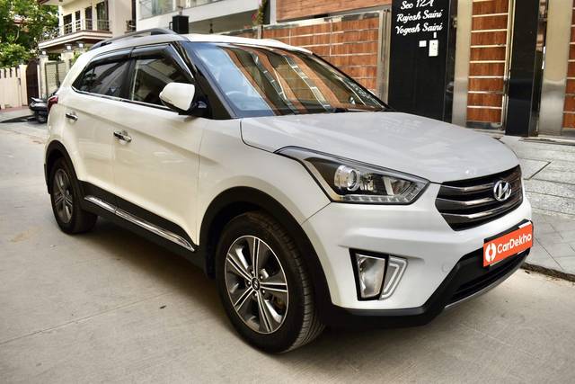 https://images10.gaadi.com/usedcar_image/3589768/original/processed_img2876948__used_car_2876948_1695629037.jpg?imwidth=6400