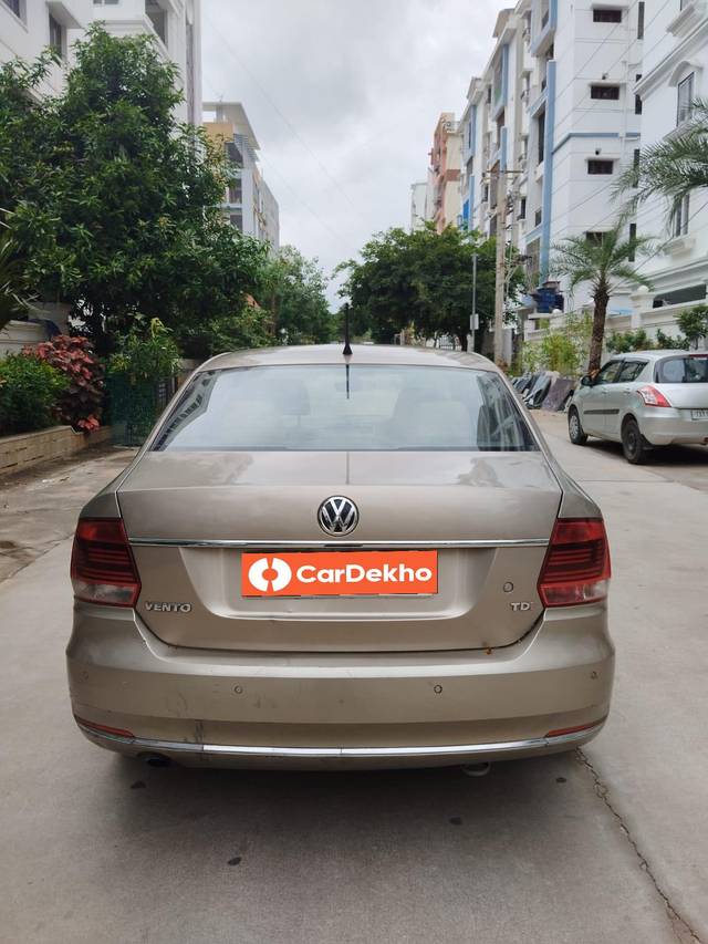 https://images10.gaadi.com/usedcar_image/3589897/original/processed_img2877023__used_car_2877023_1695632427.jpg?imwidth=6402