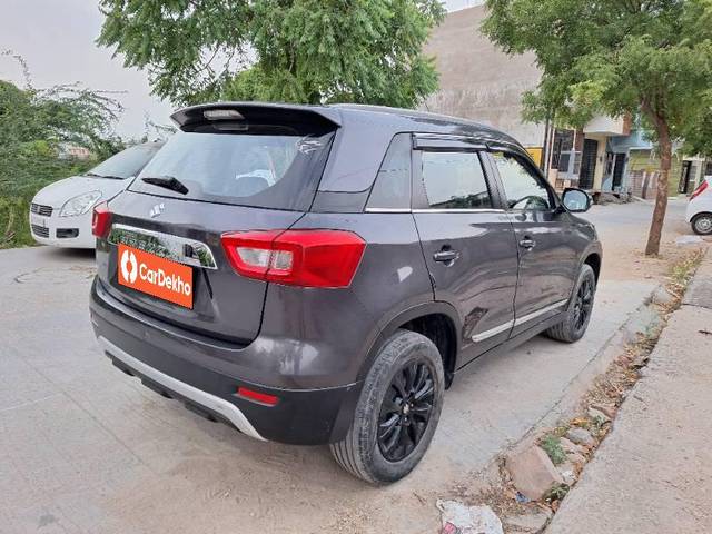 https://images10.gaadi.com/usedcar_image/3590030/original/processed_4d1e00ff-2d6e-49c1-86b8-113870d26db5.jpg?imwidth=6401