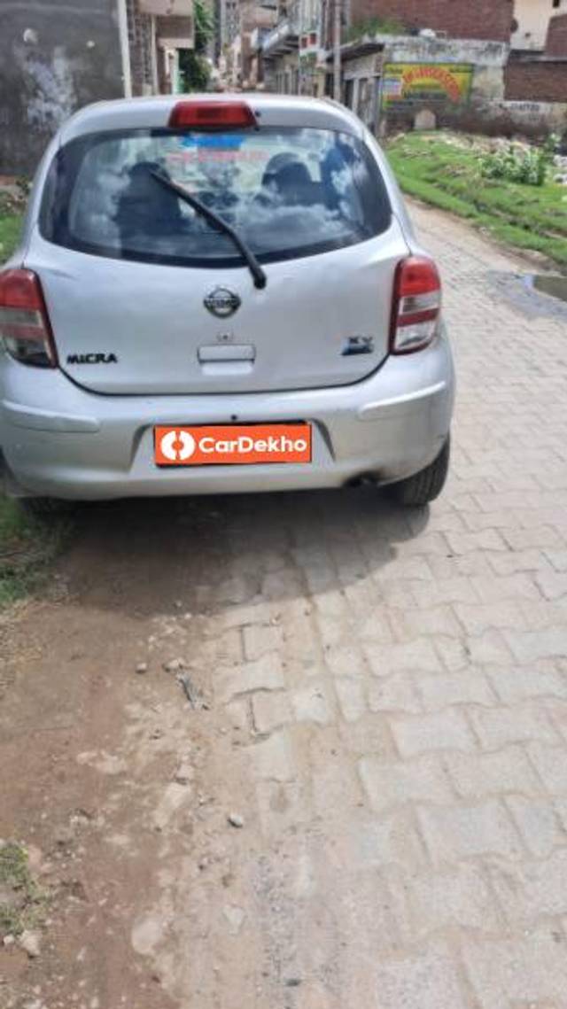 https://images10.gaadi.com/usedcar_image/3590054/original/processed_13ad9644-f2e0-48ba-b857-93797e1db1a7.jpg?imwidth=6402