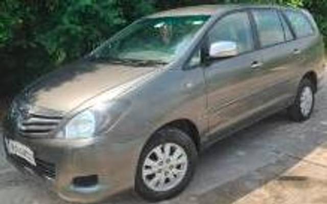 https://images10.gaadi.com/usedcar_image/3590226/original/processed_cbf41fd7-3e33-4d4c-bb19-398f7a7e6165.jpg?imwidth=6401