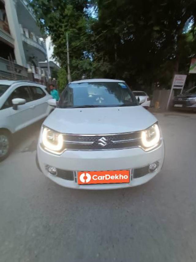 https://images10.gaadi.com/usedcar_image/3590265/original/processed_699e5330-e6fb-4b70-9778-047d5564ccee.jpg?imwidth=6402