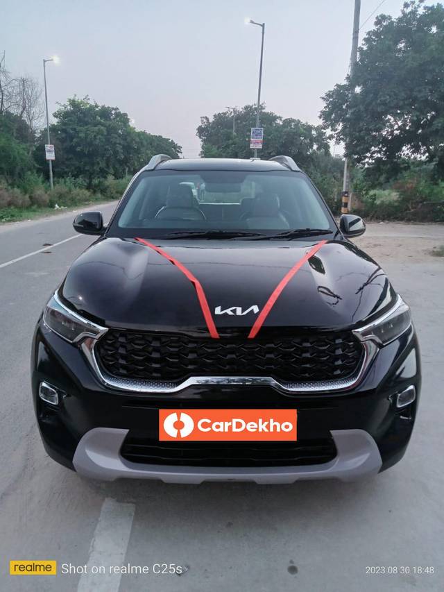 https://images10.gaadi.com/usedcar_image/3590361/original/processed_img2877336__used_car_2877336_1695642492.jpg?imwidth=6400