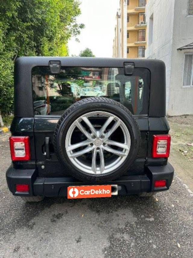 https://images10.gaadi.com/usedcar_image/3590374/original/processed_e501f60f-683d-4438-bdf4-842d064187c4.jpeg?imwidth=6402