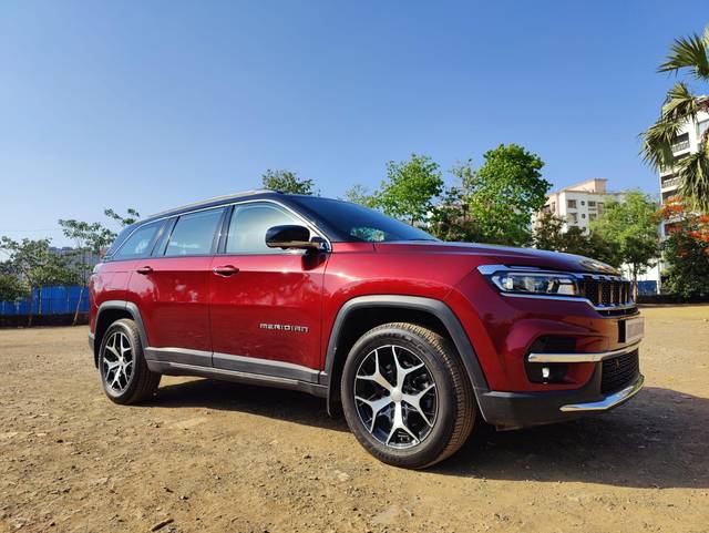 https://images10.gaadi.com/usedcar_image/3590433/original/processed_img2877372__used_car_2877372_1695644605.jpg?imwidth=6402