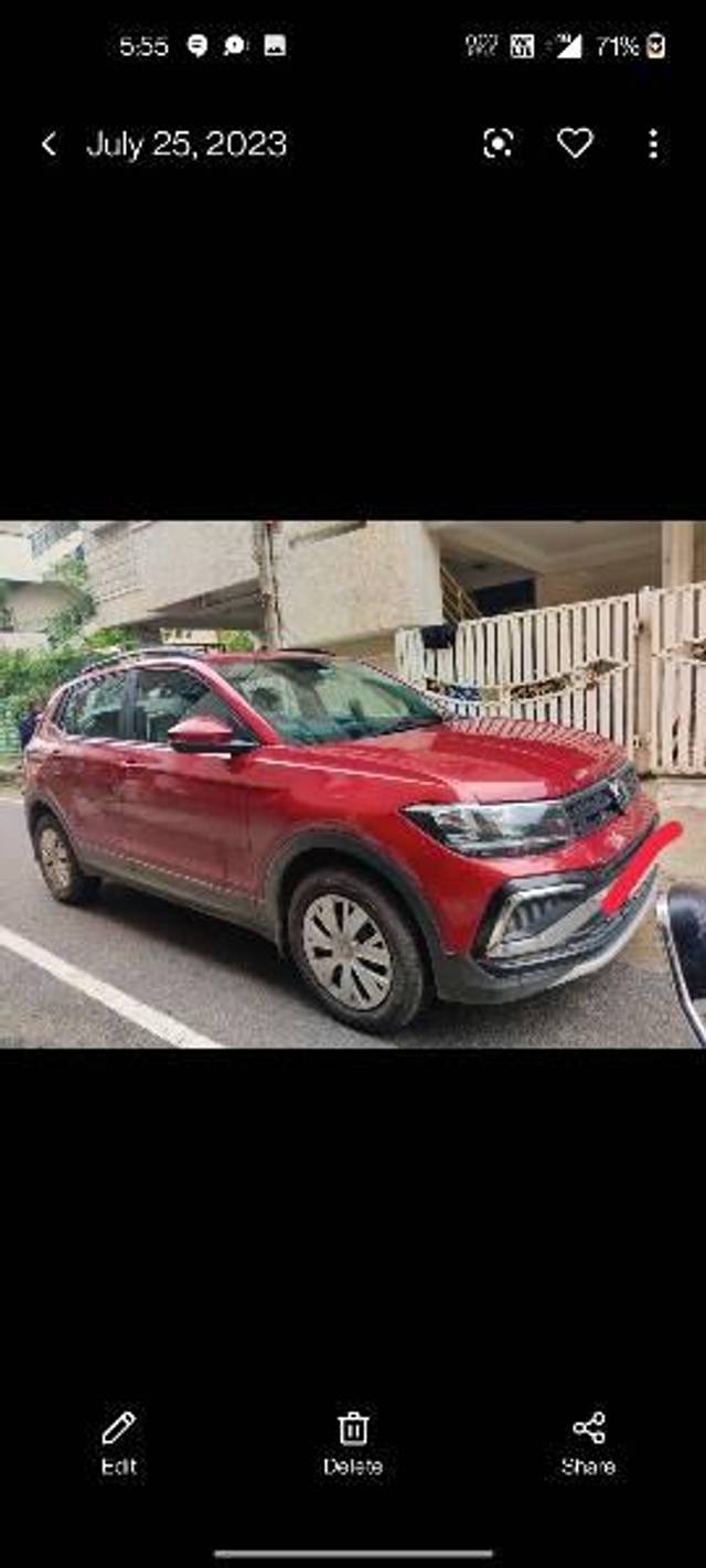 https://images10.gaadi.com/usedcar_image/3590512/original/processed_c5ea8665-9e80-40b8-a21f-82b0e4a2e8fb.jpg?imwidth=6400