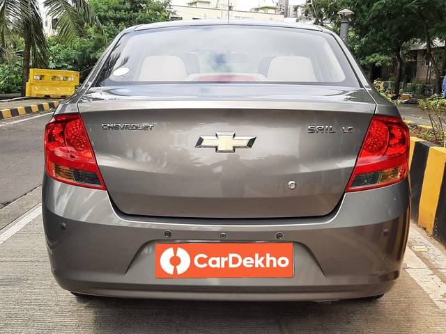 https://images10.gaadi.com/usedcar_image/3590527/original/processed_img2877422__used_car_2877422_1695815296.jpg?imwidth=6402