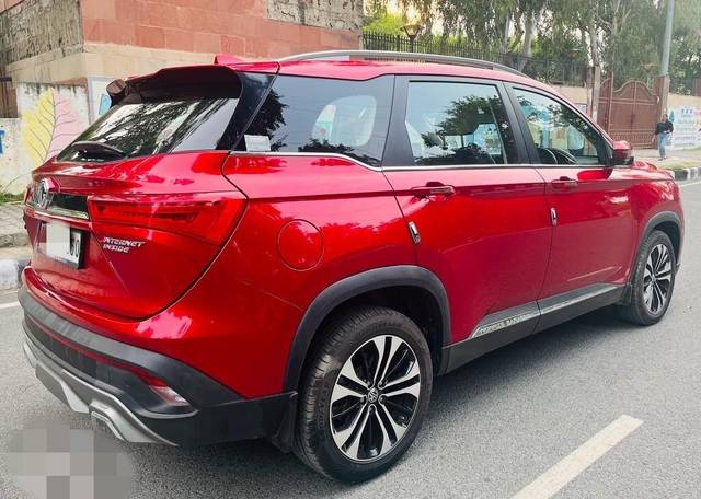 https://images10.gaadi.com/usedcar_image/3590564/original/processed_img2877439__used_car_2877439_1695648443.jpg?imwidth=6401